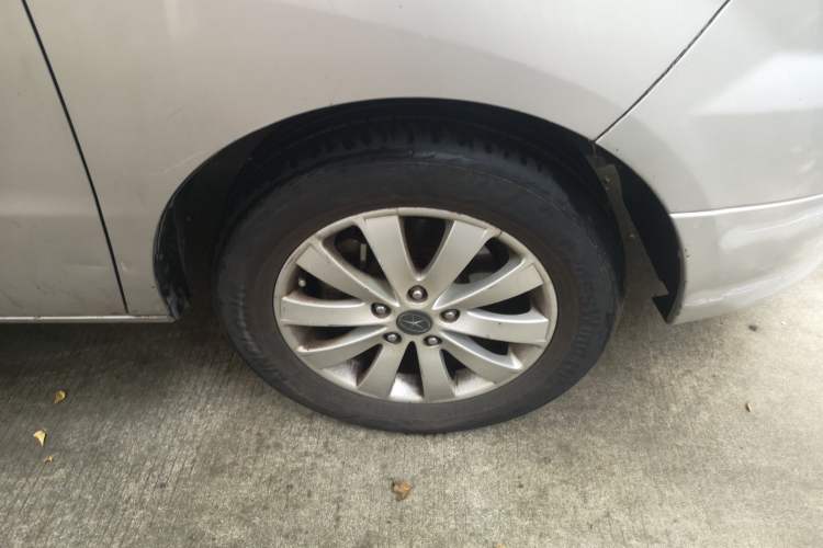 Used JAC Refine M5 2013 2.0T Gasoline Manual Business Edition