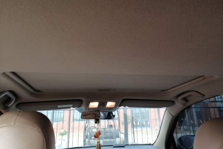 Used Toyota RAV4 2012 Luxurious Edition 2.0L Automatic All-Wheel Drive
