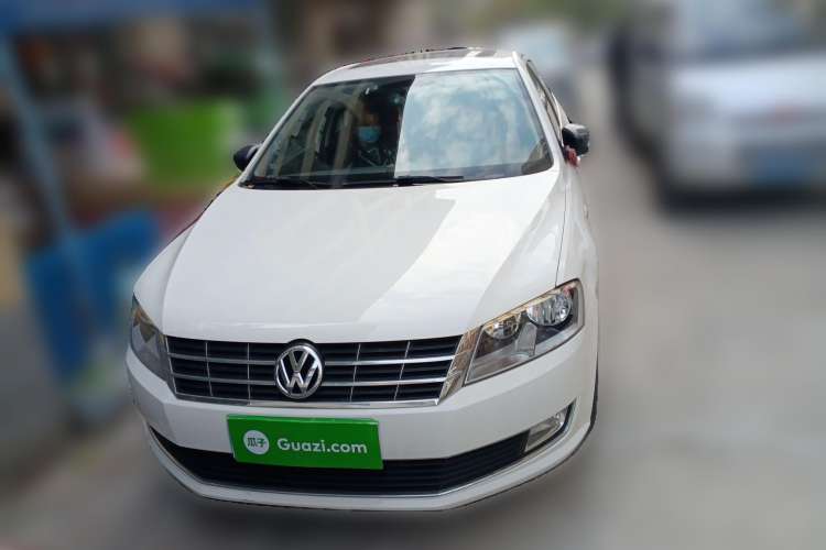 Used Volkswagen Gran Lavida 2014 1.4TSI Automatic 30th Anniversary Edition
