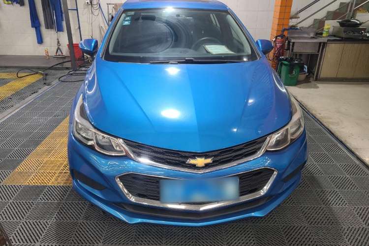 Used Chevrolet Cruze 2017 1.5L Automatic Pioneer Sunroof Edition
