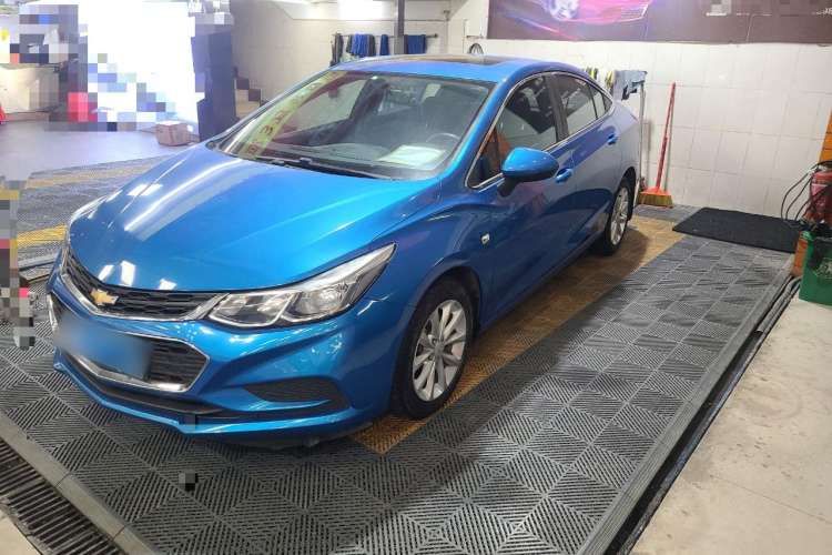 Used Chevrolet Cruze 2017 1.5L Automatic Pioneer Sunroof Edition