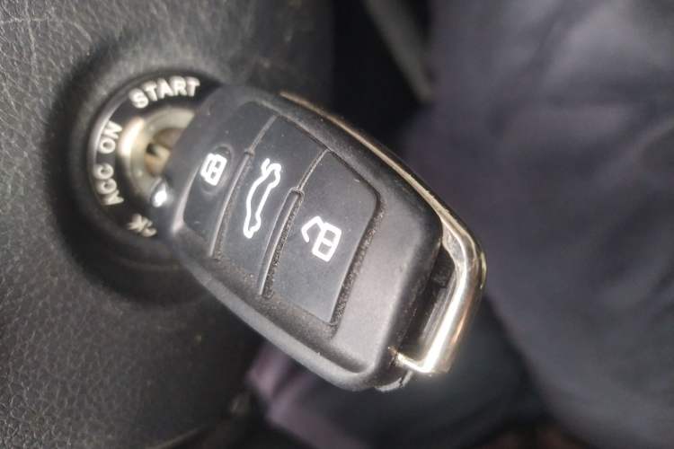 Used JAC M4 2016 2.0L Manual Comfort Edition