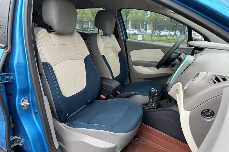 Used Renault Captur 2015 1.2T Automatic Standard Edition