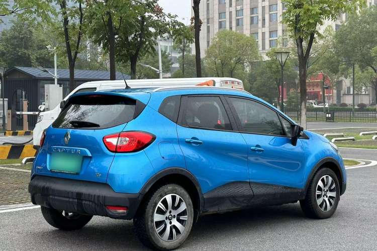 Used Renault Captur 2015 1.2T Automatic Standard Edition