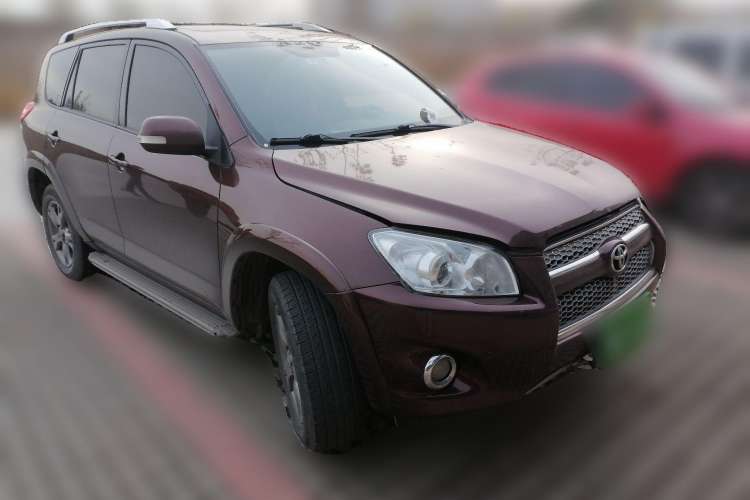 Used Toyota RAV4 2012 Luxurious Edition 2.0L Automatic All-Wheel Drive
