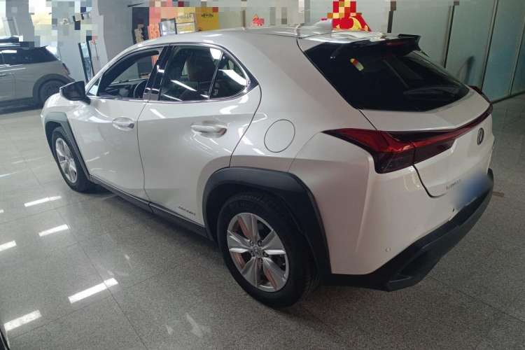 Used Lexus UX 2020 260h Explore & Adventure Edition