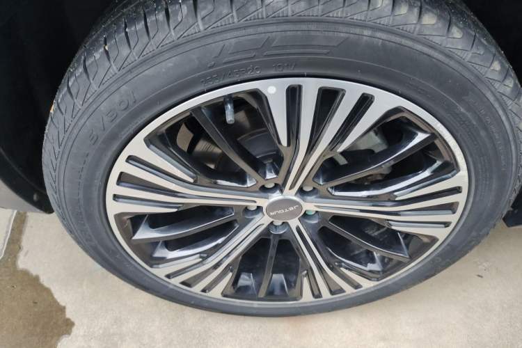 Used JETOUR X90 2021 1.6T DCT Shadow Edition 7-Seater Right Rear Wheel Hub