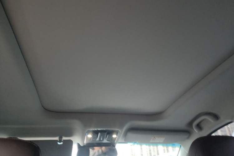 Used JETOUR X90 2021 1.6T DCT Shadow Edition 7-Seater Headliner