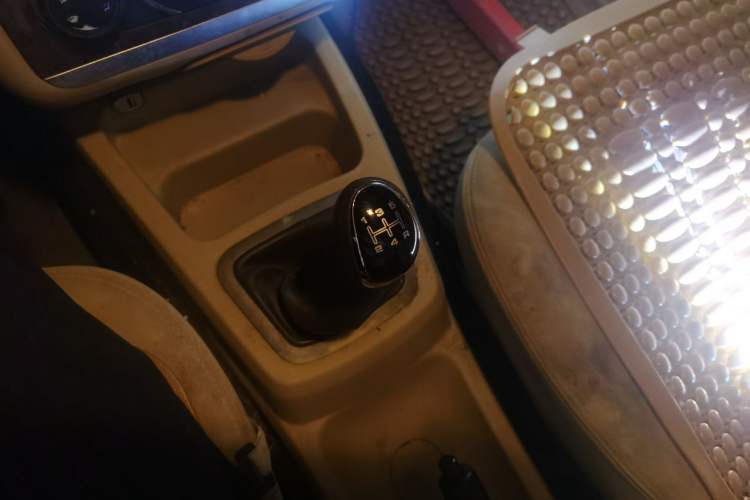 Used BAIC Weiwang M30 2017 1.5L M30S Standard DAM15DL