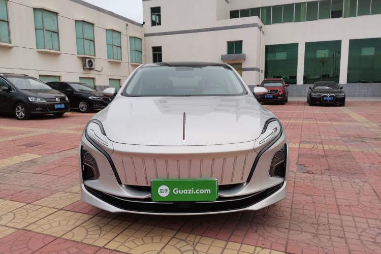 Used Hongqi E-QM5 2022 431 km Charge & Enjoy Edition
