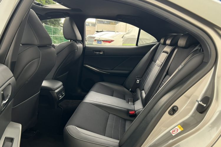 Used Lexus IS 2015 200t F SPORT