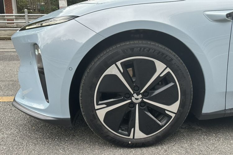 Used Nio ET5T 2023 75 kWh Touring