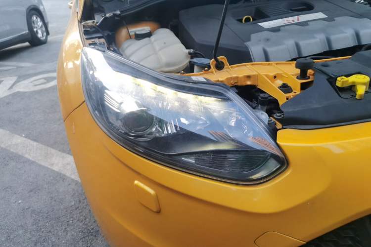 Used Ford Focus 2013 2.0T ST Orange Edition
