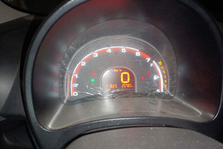 Used Chery QQ 2013 1.0L Manual Happy Edition