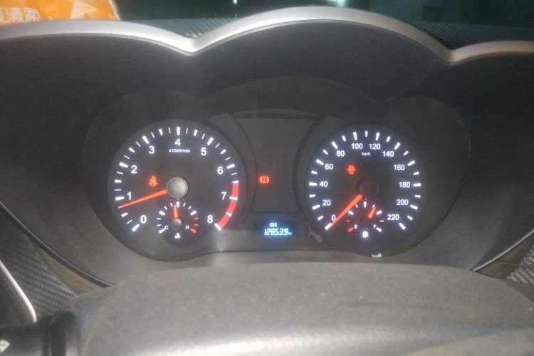 Used Haima Fumei 2014 M5 1.6L Manual Standard Model Instrument Cluster
