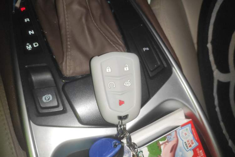 Used Cadillac SRX 2015 3.0L Elite Model
