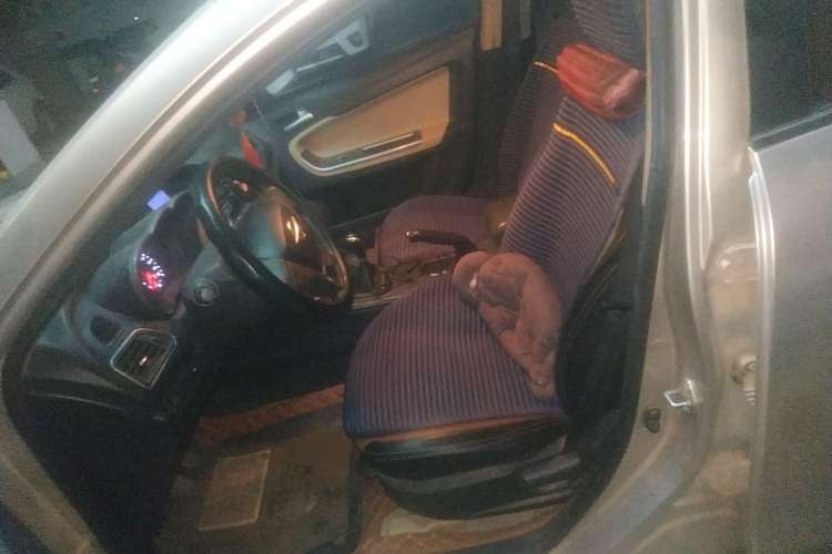 Used Haima Fumei 2014 M5 1.6L Manual Standard Model Left Front Seat