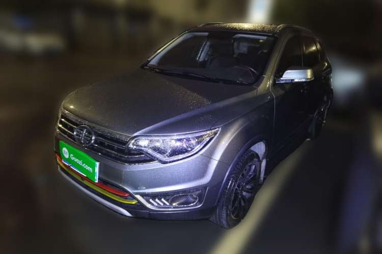 Used FAW Senya R7 2016 1.6L Manual Luxury Model