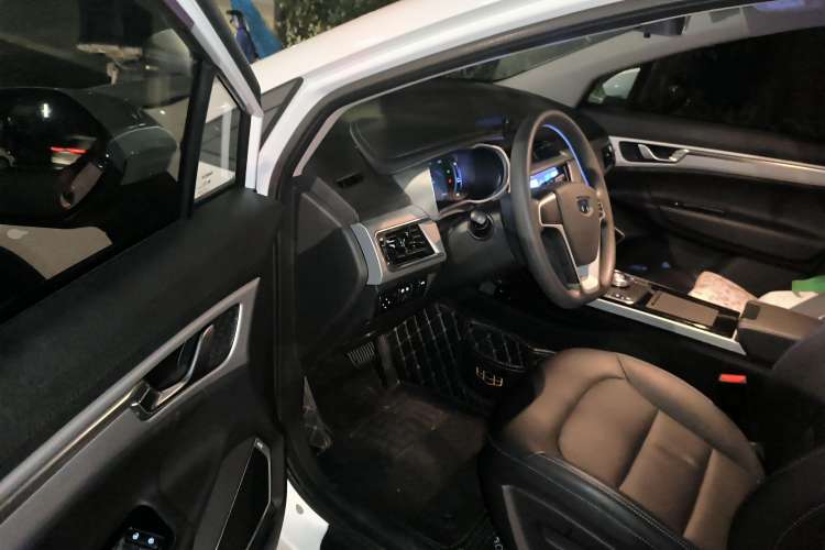 Used Geely Auto Emgrand GSe 2019 Restyled 500 LingShang Version
