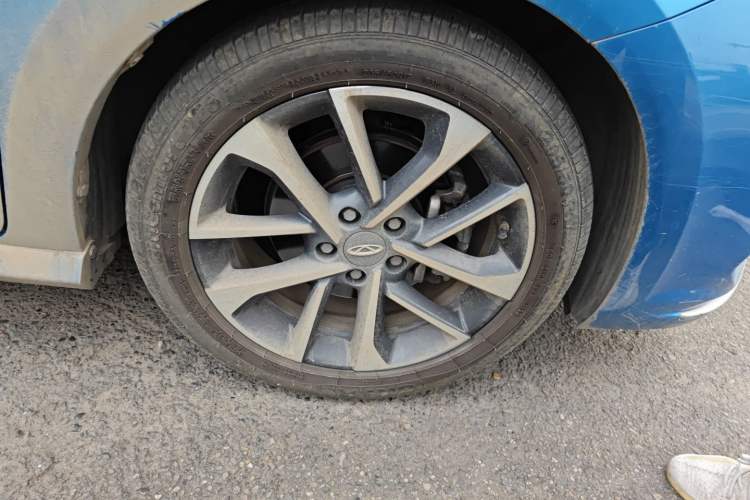 Used Chery Arrizo GX 2018 1.5T CVT Color Version China V Standard Right Front Wheel Hub