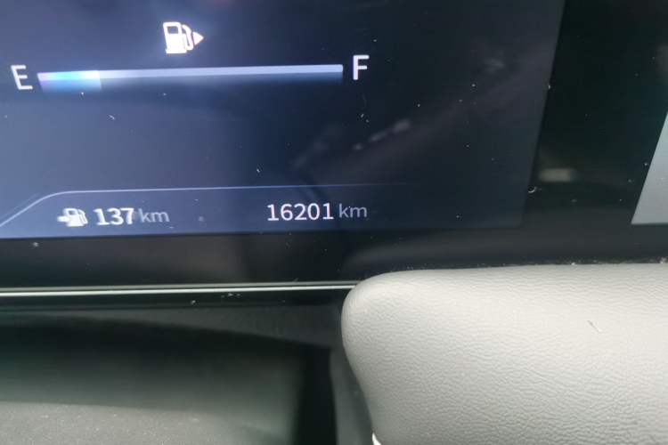 Used Venucia V 2021 260T Idol Edition
