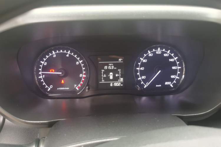Used CHANGAN OSHAN X70A 2019 1.5L Manual Comfort Model China VI Standard