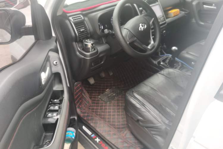 Used CHANGAN OSHAN X70A 2019 1.5L Manual Comfort Model China VI Standard