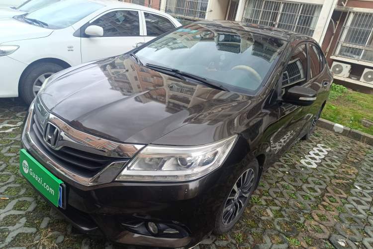 Used Honda Crider 2015 1.8L automatic luxury edition