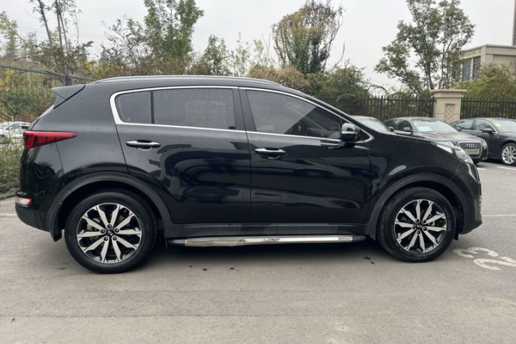 Used Kia KX5 2017 1.6T Automatic Two-Wheel Drive 15th Anniversary Special Edition DLX