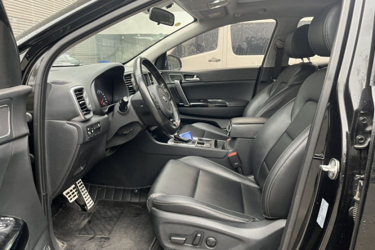 Used Kia KX5 2017 1.6T Automatic Two-Wheel Drive 15th Anniversary Special Edition DLX