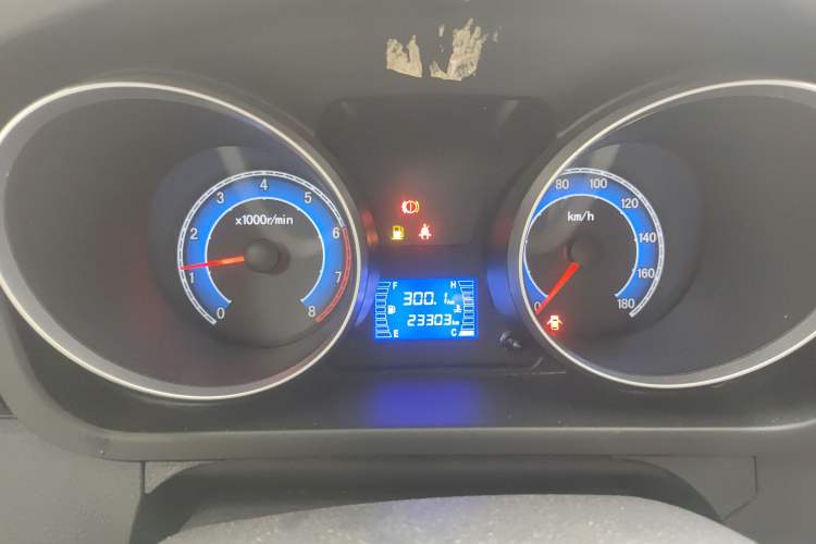 Used Chana Ruixing M90 2018 2.0L Value-Added CNG Flat-Roof Hatchback with 6 Seats Model 4G94S
