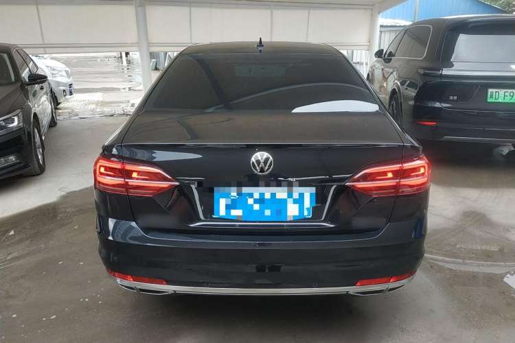 Used Volkswagen Phideon 2021 380TSI Flagship Edition
