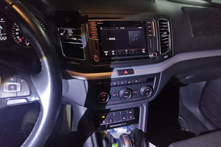 Used Volkswagen Sharan 2016 380TSI Comfort Edition 7-Seater
