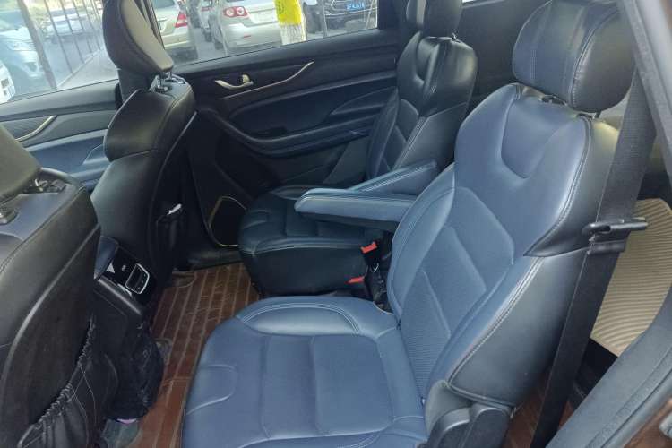 Used Oshan COS1 2018 1.5T Automatic Smart 7-Seater