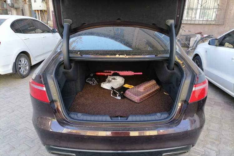 Used Jaguar XFL 2018 XFL 2.0T 250 PS Premium Edition