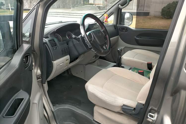 Used FORTHING Lingzhi 2018 M3 1.5L 5-Seat Base Model
