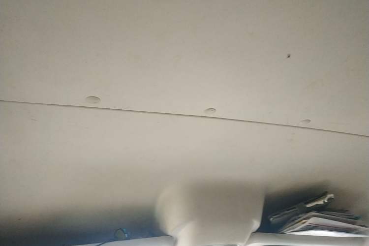 Used SAIC MAXUS  2011 2.5T Short Wheelbase Mid-Height Zunjie Edition
