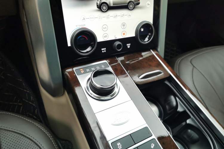 Used Land Rover Range Rover 2020 3.0 L6 Long-Wheelbase Legacy
