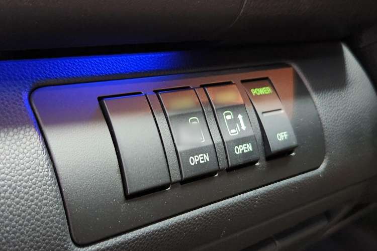 Used Mazda Mazda 8 2015 2.5L Ultimate Edition
