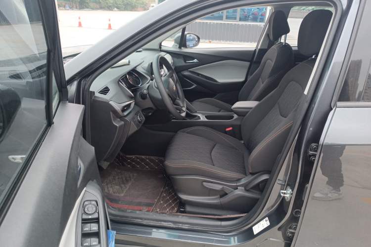 Used Chevrolet Orlando 2020 Mild Hybrid 530T Automatic Enjoyment Edition (5+2 Models)