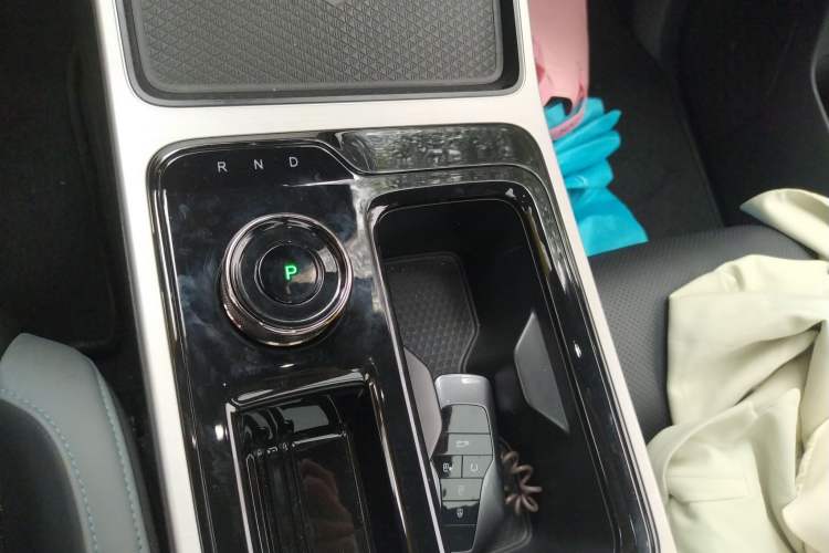 Used Hycan Z03 2021 Trendy Smart Edition Gear Lever