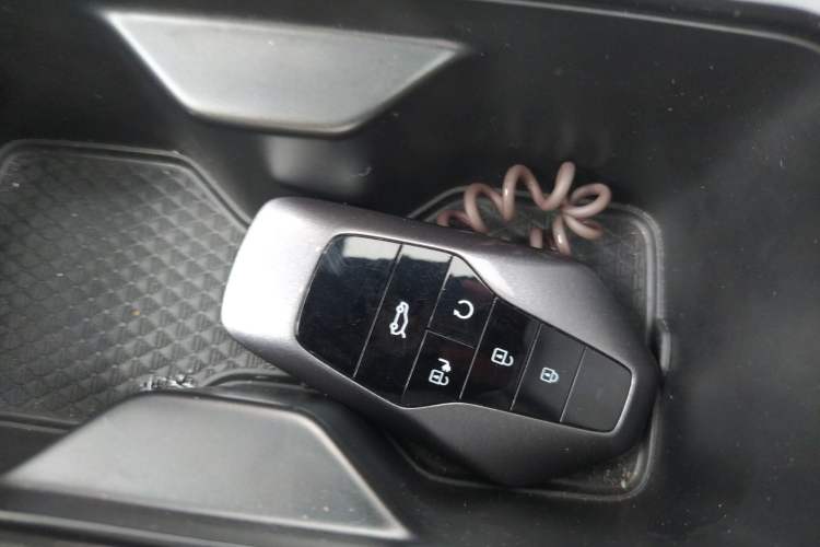 Used Hycan Z03 2021 Trendy Smart Edition Vehicle Key
