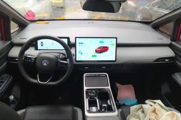 Used Hycan Z03 2021 Trendy Smart Edition Center Console