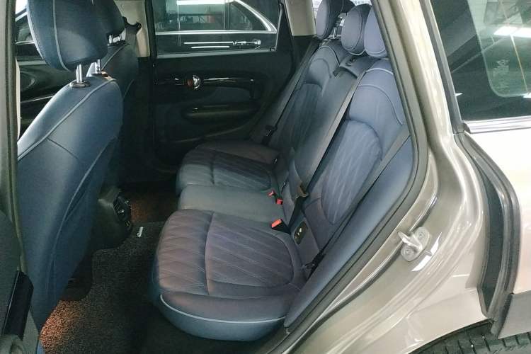 Used MINI Clubman 2019 2.0T COOPER S
