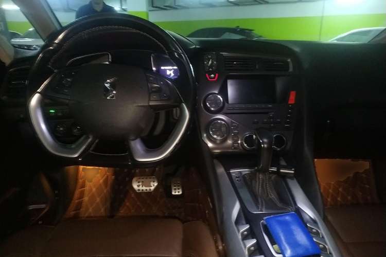 Used DS 5 2013 1.6T Prestige Edition THP200
