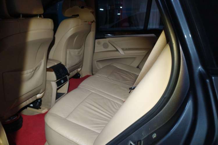 Used BMW X5 2009 xDrive30i Leading Model
