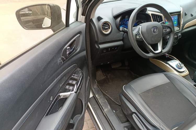 Used Changan CS15EV 2019 400i model