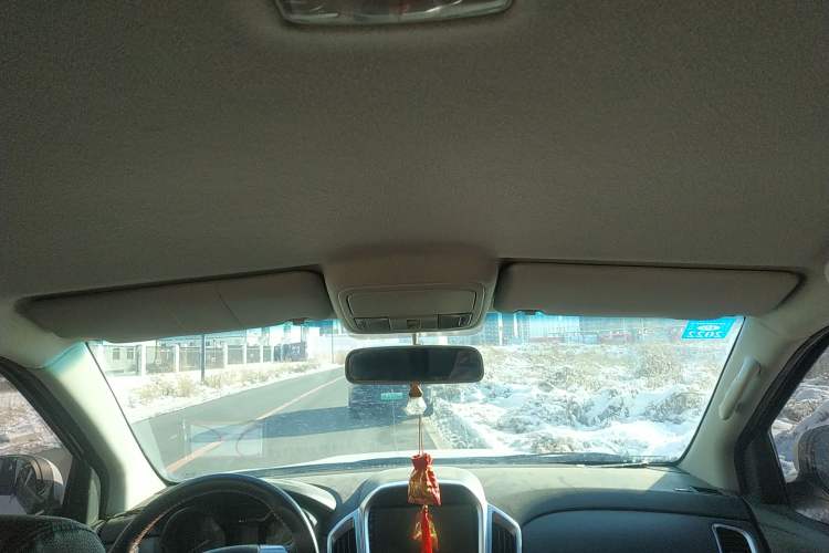 Used JMC Yuhu 5 2018 2.4T Classic Edition Diesel Manual 4x4 Luxury Version JX4D24A5L