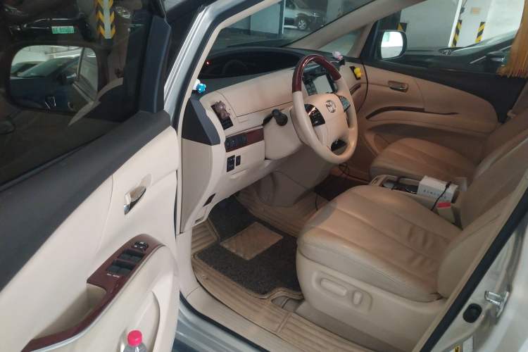 Used Toyota Previa 2012 2.4L 7-Seater Luxury Edition
