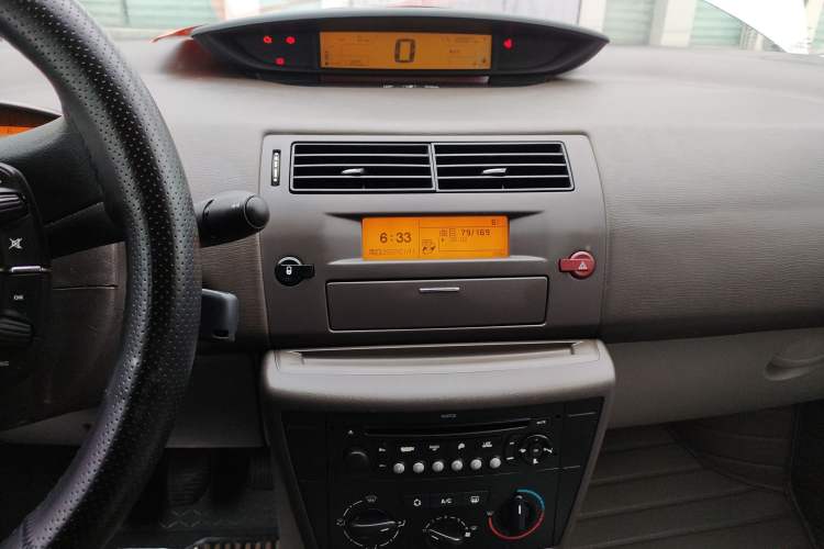 Used Citroen C-Triomphe 2010 2.0L Manual Classic Edition